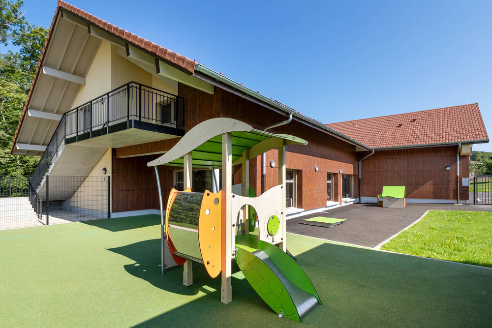 Grandir au grand air : quand l’extérieur devient un terrain d’aventure