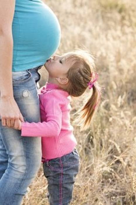 Comment préparer son enfant à l’arrivée d’un petit frère ou d’une petite sœur ?