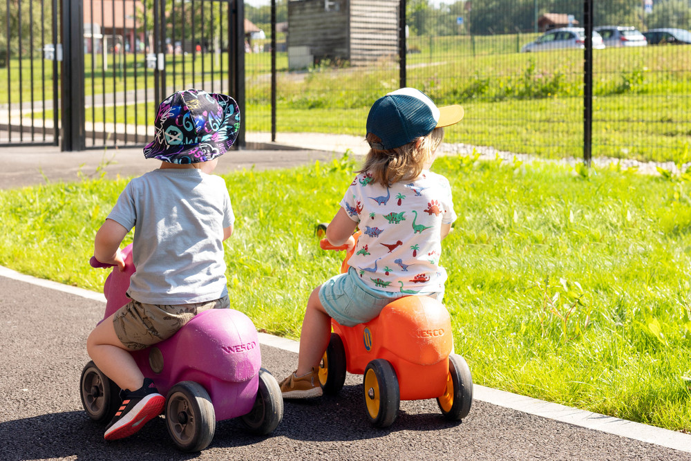 Découvrir grâce aux sens et au mouvement